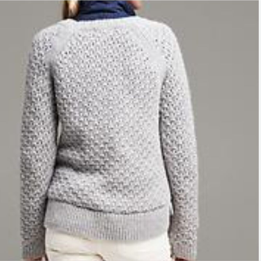Banana Republic Merino Wool Blend Italian Yarn Light Grey Knit Sweater Size S